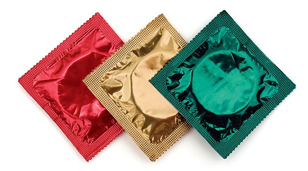 Кто изобрел презерватив?